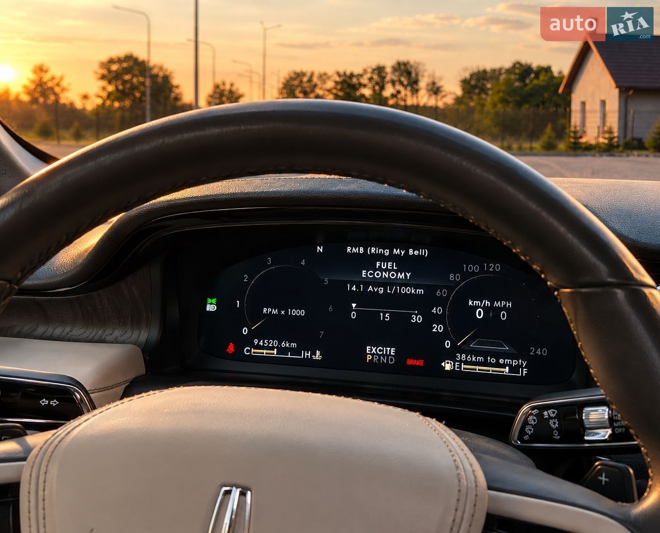Lincoln Aviator 2021 VIN 5LM5J7XC6MGL18545 фото оголошення 12 з 14