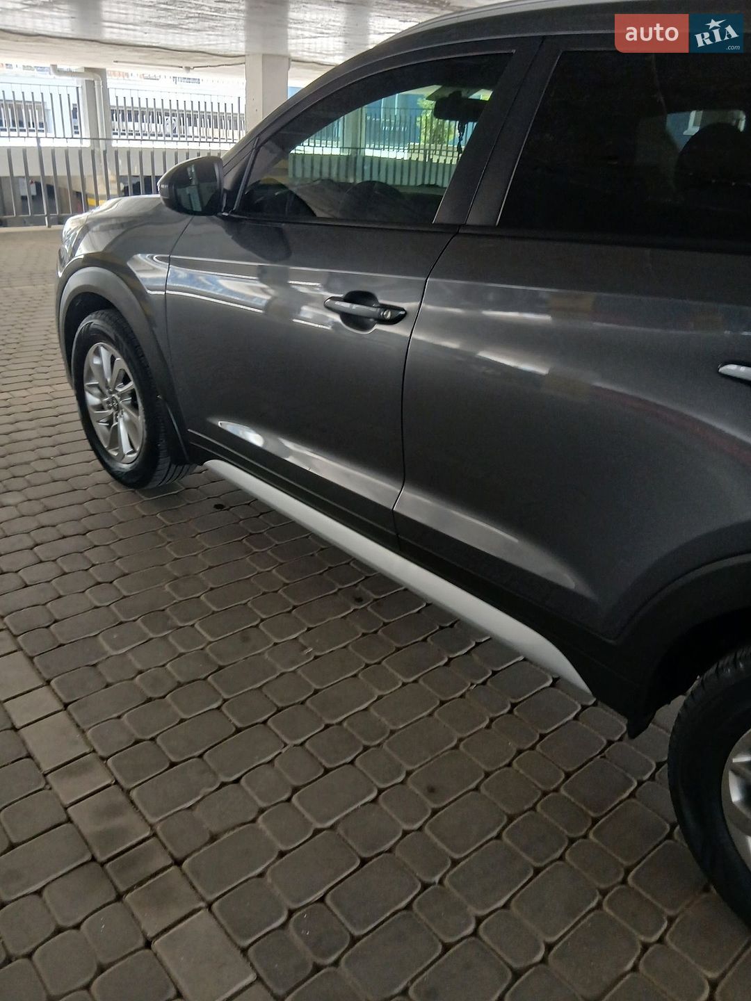 Hyundai Tucson 2018 VIN KM8J33A45JU677825 фото оголошення 2 з 17