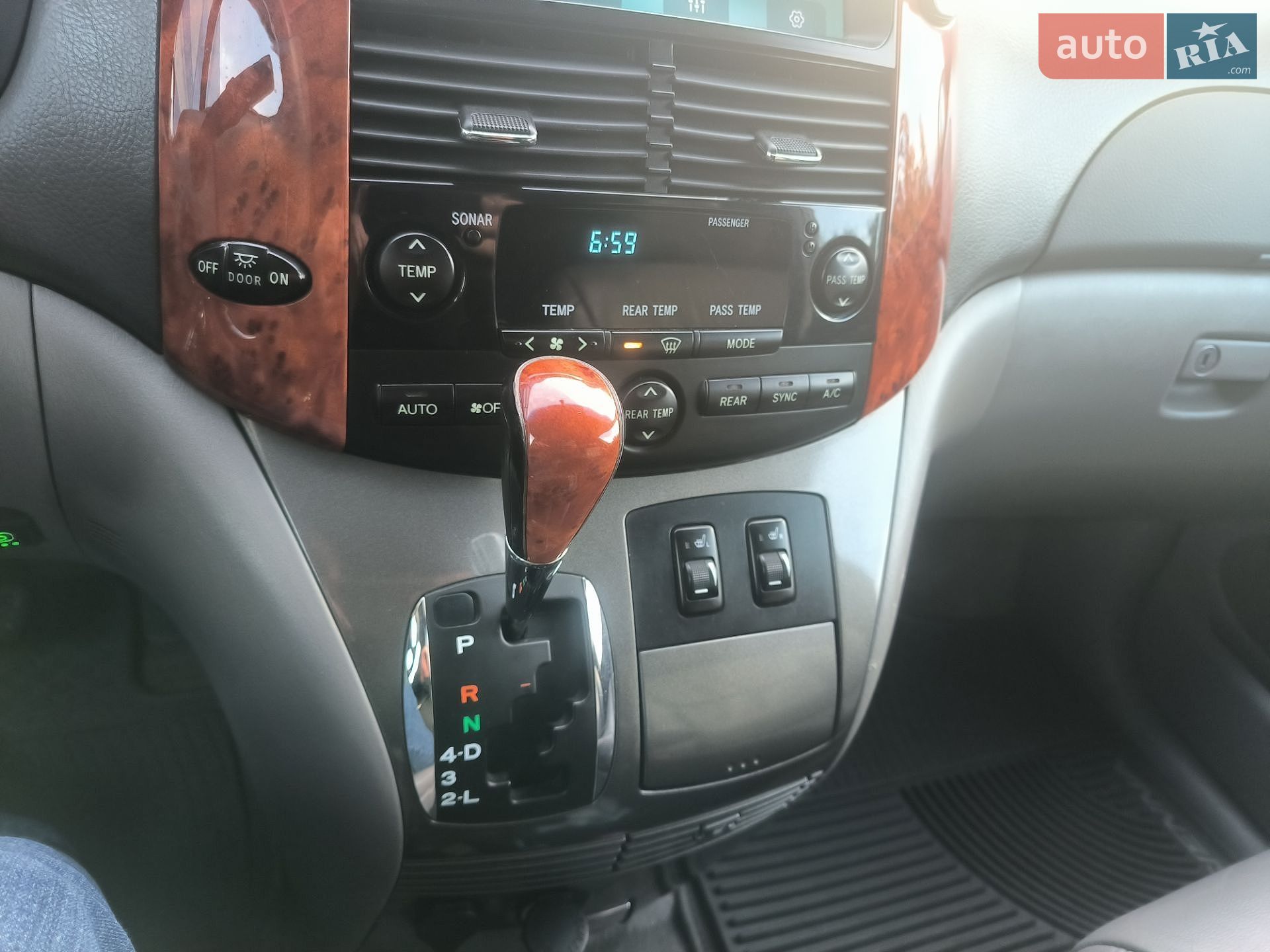 Toyota Sienna 2007 VIN 5TDBK22C17S006984 фото оголошення 14 з 28