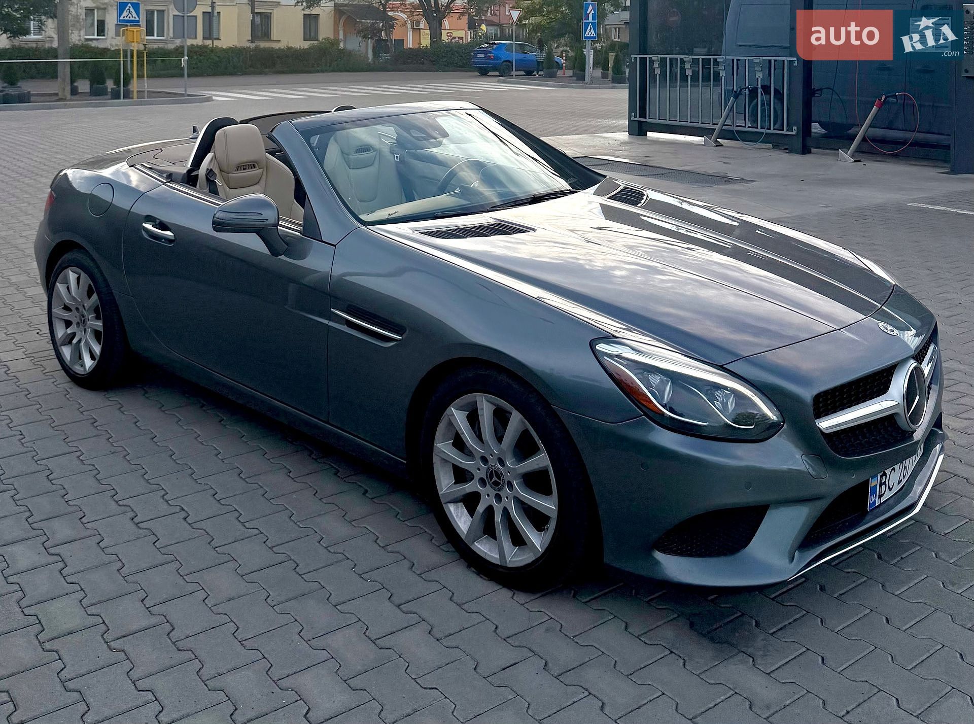 Mercedes-Benz SLC-Class 2017 VIN WDDPK3JA7JF150600 фото оголошення 4 з 14