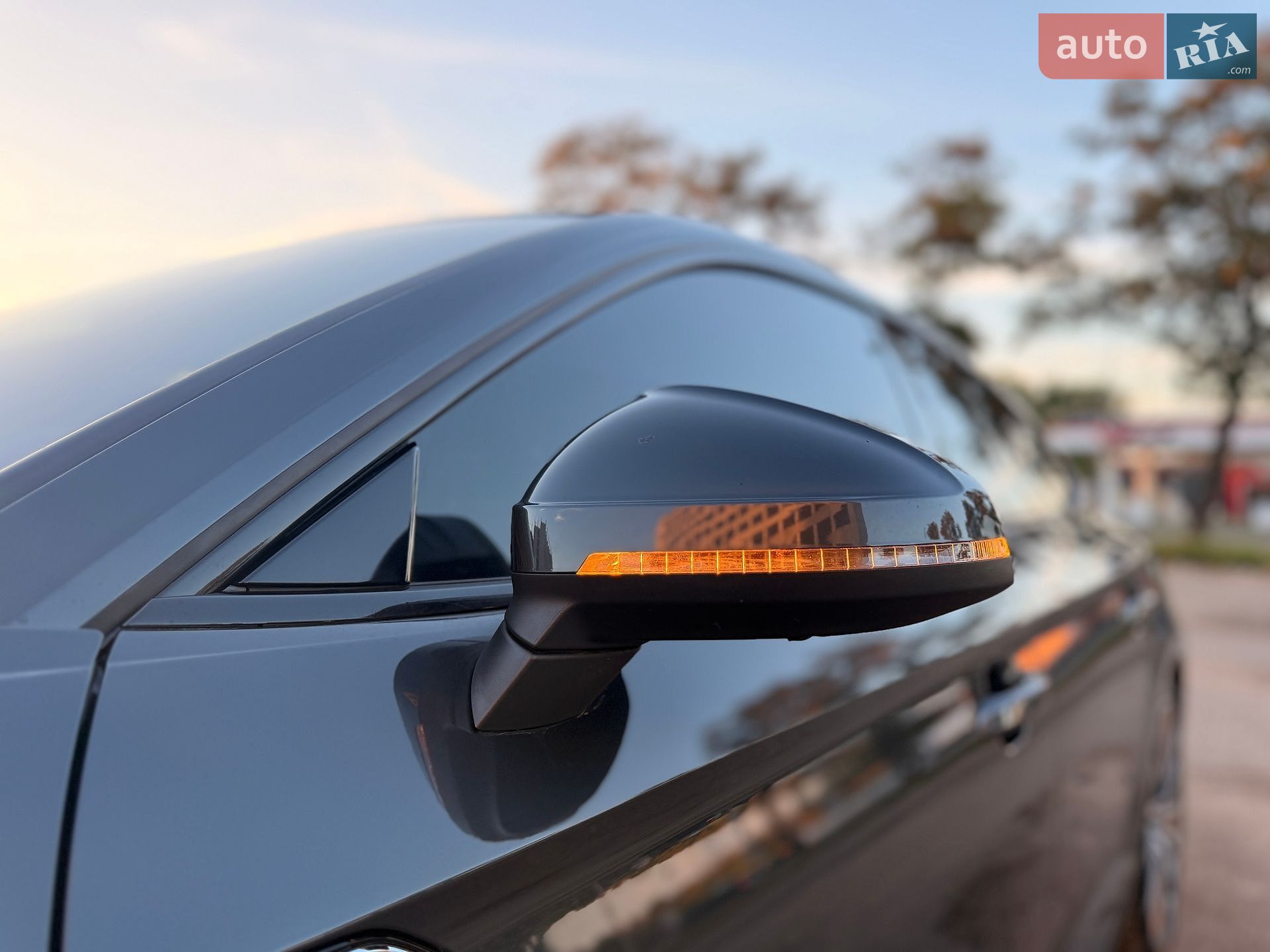 Audi A5 Sportback 2018 VIN WAUFNCF59JA043115 фото оголошення 10 з 20