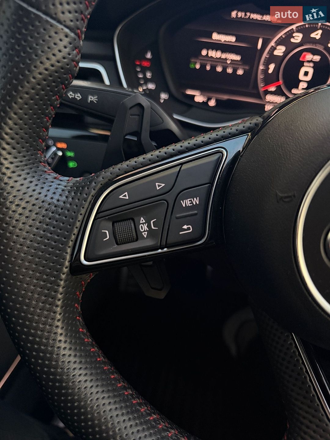 Audi A5 Sportback 2018 VIN WAUFNCF59JA043115 фото оголошення 18 з 20