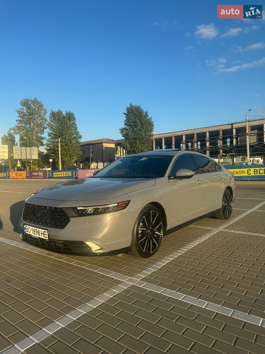 Honda Accord 2023 VIN 1HGCY2F83PA035006 фото оголошення 6 з 22