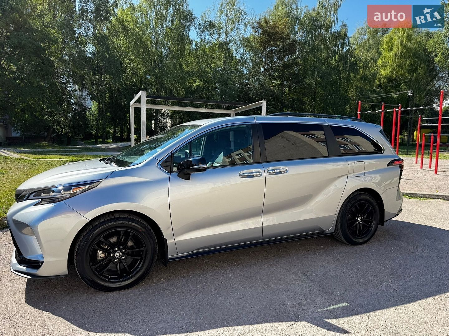 Toyota Sienna 2023 VIN 5TDCSKFC3PS083631 фото оголошення 26 з 66