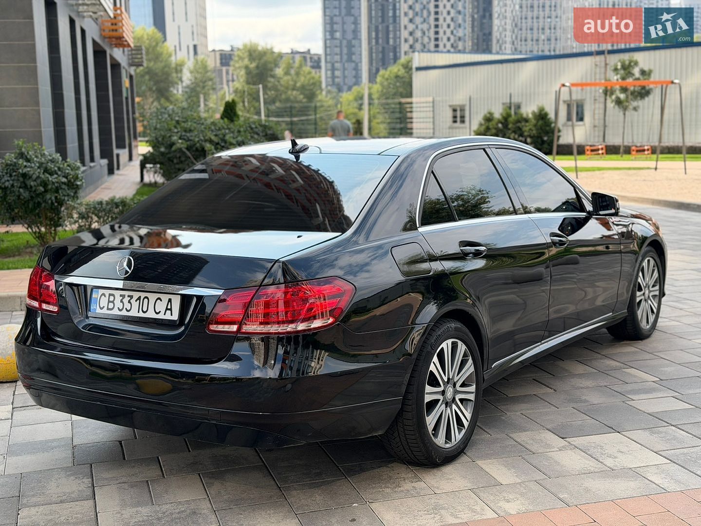 Mercedes-Benz E-Class 2013 VIN WDDHF8JB0EA849780 фото оголошення 5 з 24