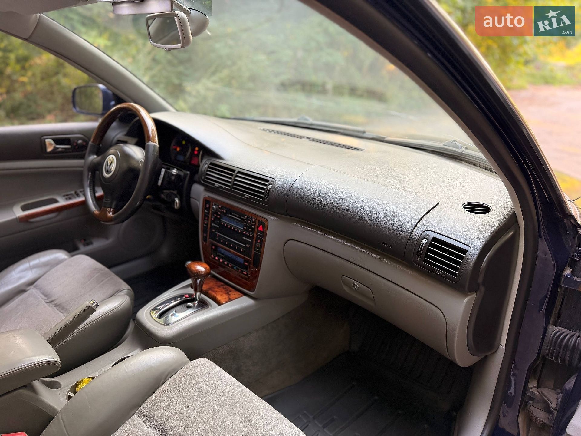 Volkswagen Passat 2002 VIN WVWZZZ3BZ2P445275 фото оголошення 8 з 27