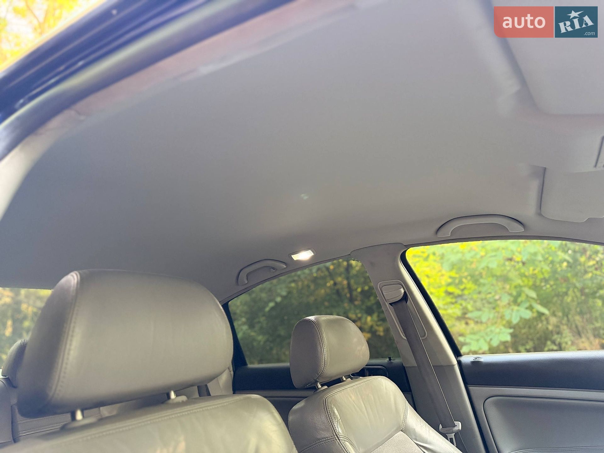 Volkswagen Passat 2002 VIN WVWZZZ3BZ2P445275 фото оголошення 14 з 27