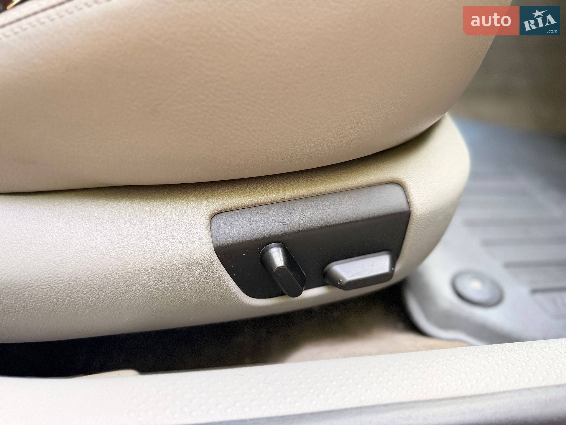 Volkswagen Passat 2002 VIN WVWZZZ3BZ2P445275 фото оголошення 15 з 27