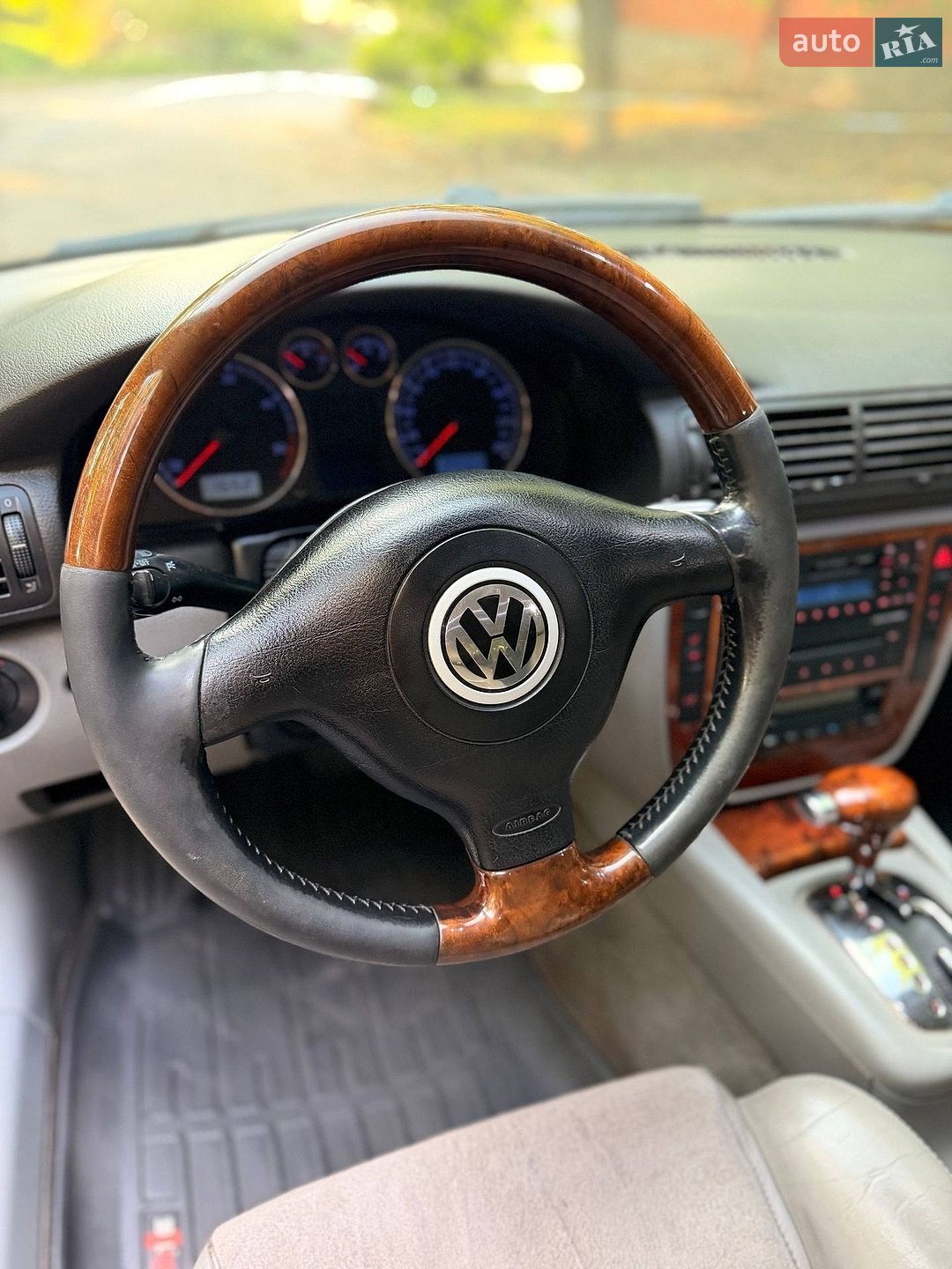 Volkswagen Passat 2002 VIN WVWZZZ3BZ2P445275 фото оголошення 26 з 27