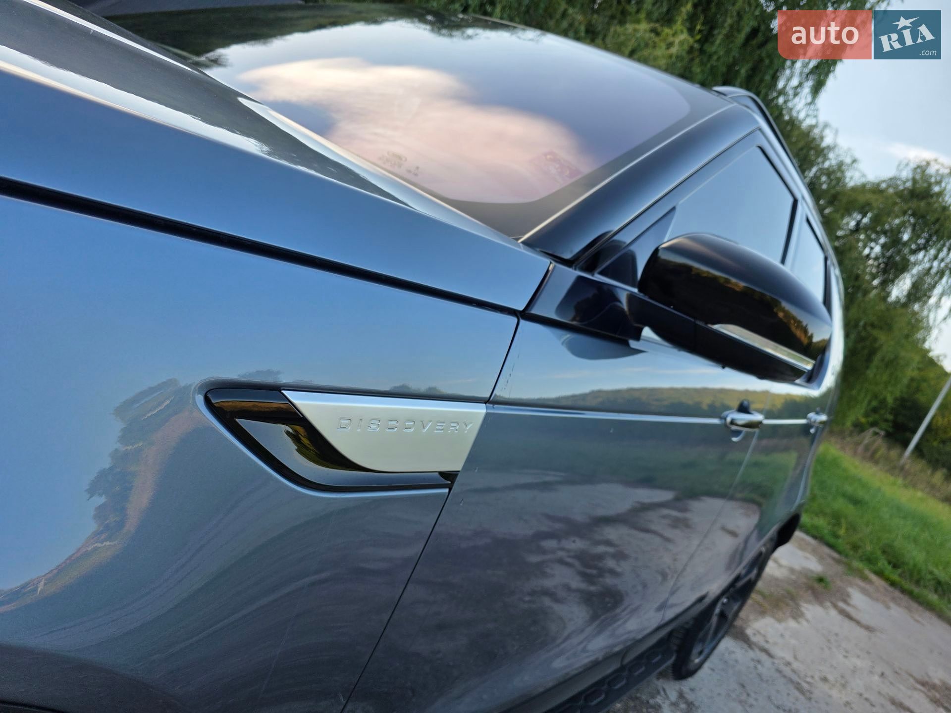 Land Rover Discovery 2018 VIN SALRT2RK6KA088394 фото оголошення 21 з 98