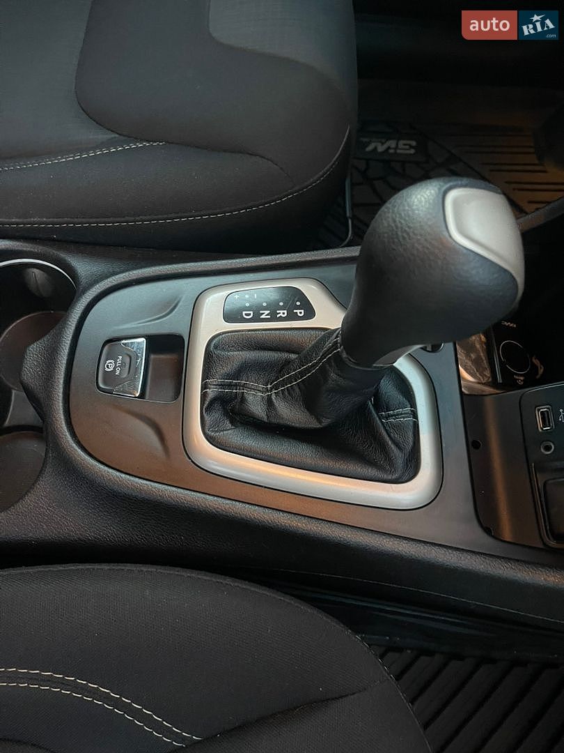 Jeep Cherokee 2017 VIN 1C4PJLCB7HD219035 фото оголошення 15 з 25