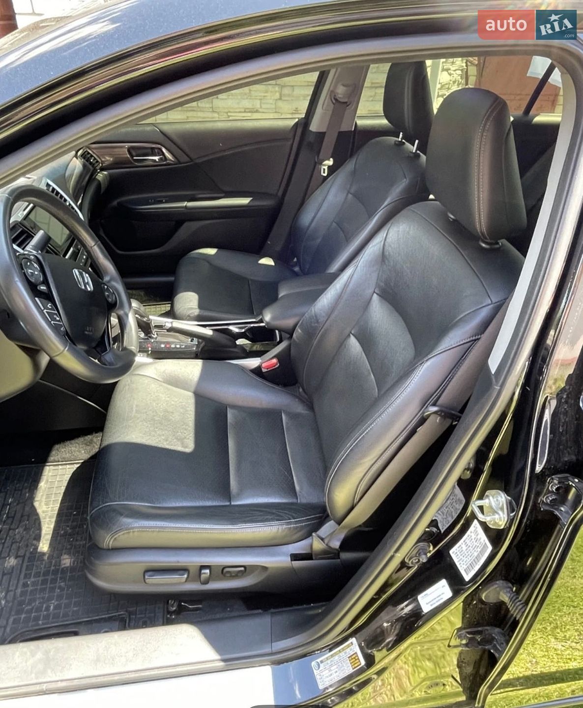 Honda Accord 2016 VIN 1HGCR2F83HA066562 фото оголошення 26 з 30