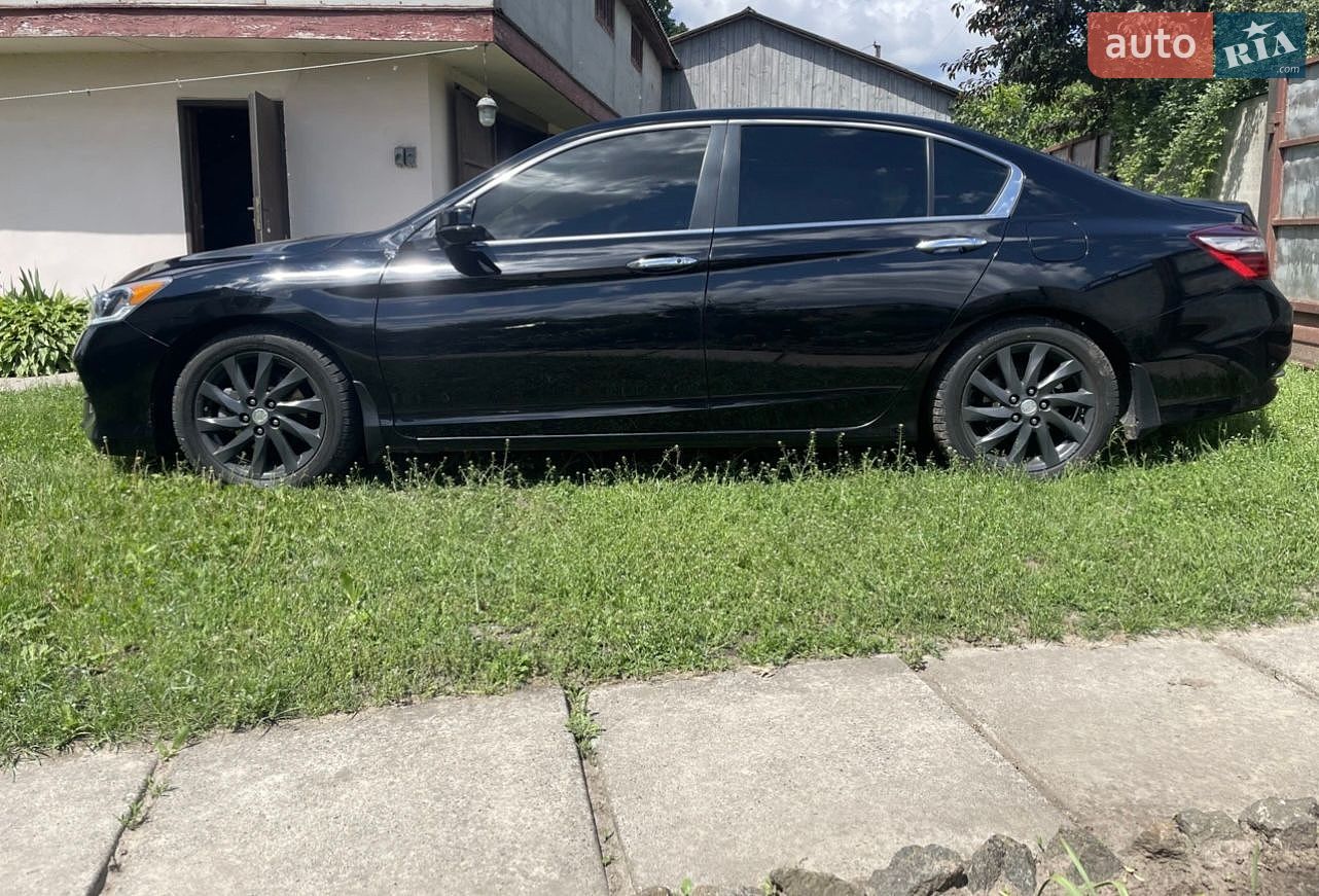 Honda Accord 2016 VIN 1HGCR2F83HA066562 фото оголошення 3 з 30