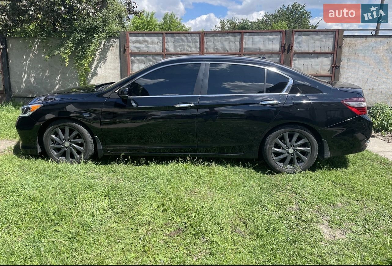 Honda Accord 2016 VIN 1HGCR2F83HA066562 фото оголошення 5 з 30