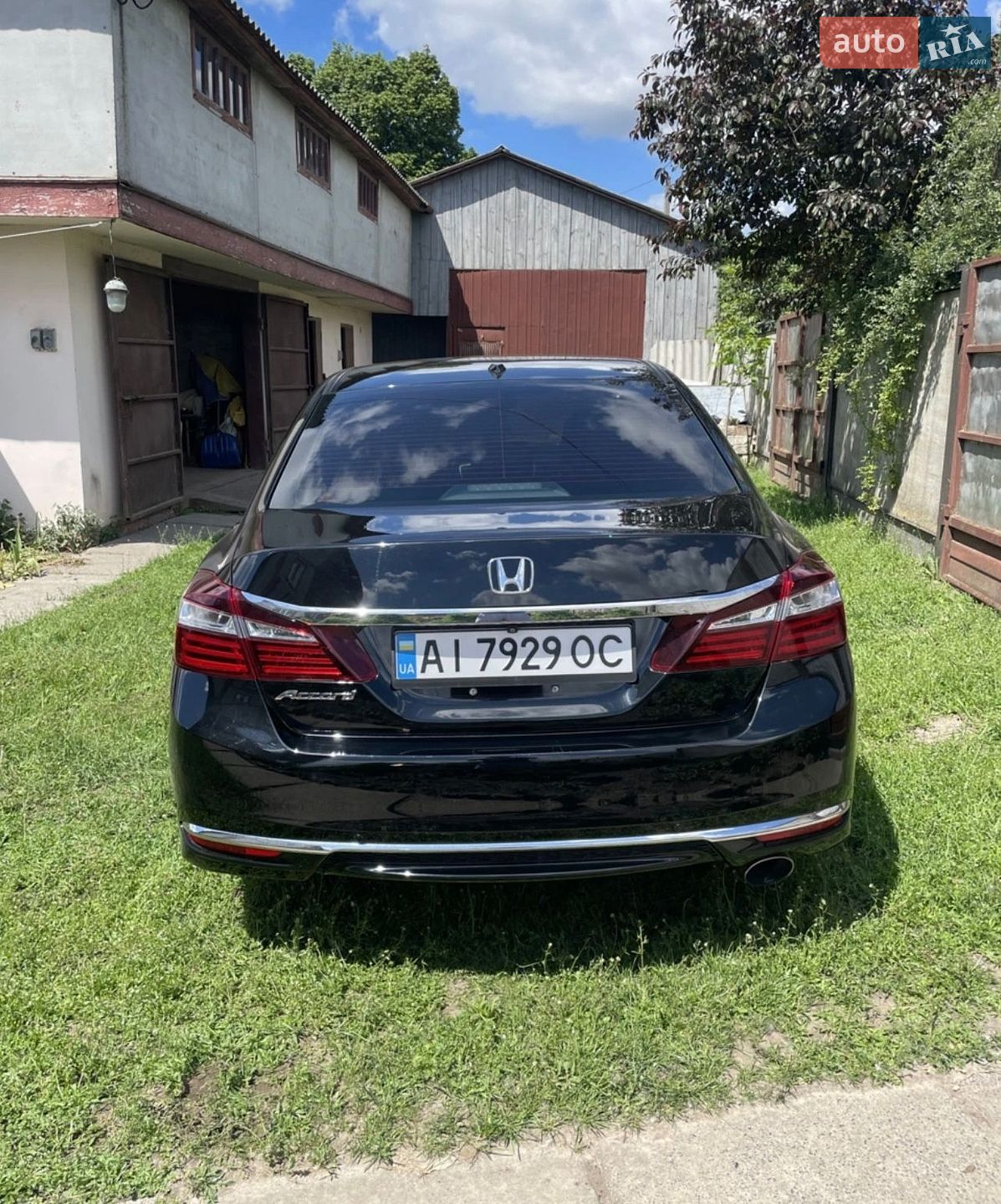 Honda Accord 2016 VIN 1HGCR2F83HA066562 фото оголошення 9 з 30