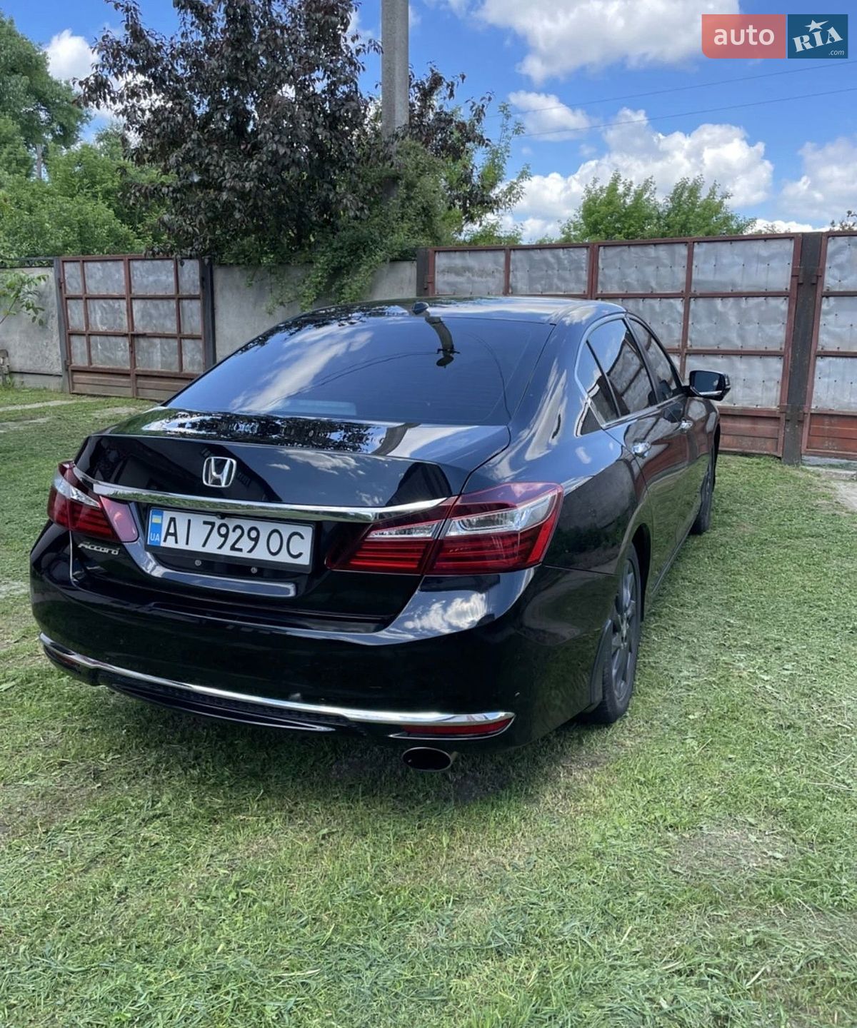 Honda Accord 2016 VIN 1HGCR2F83HA066562 фото оголошення 6 з 30