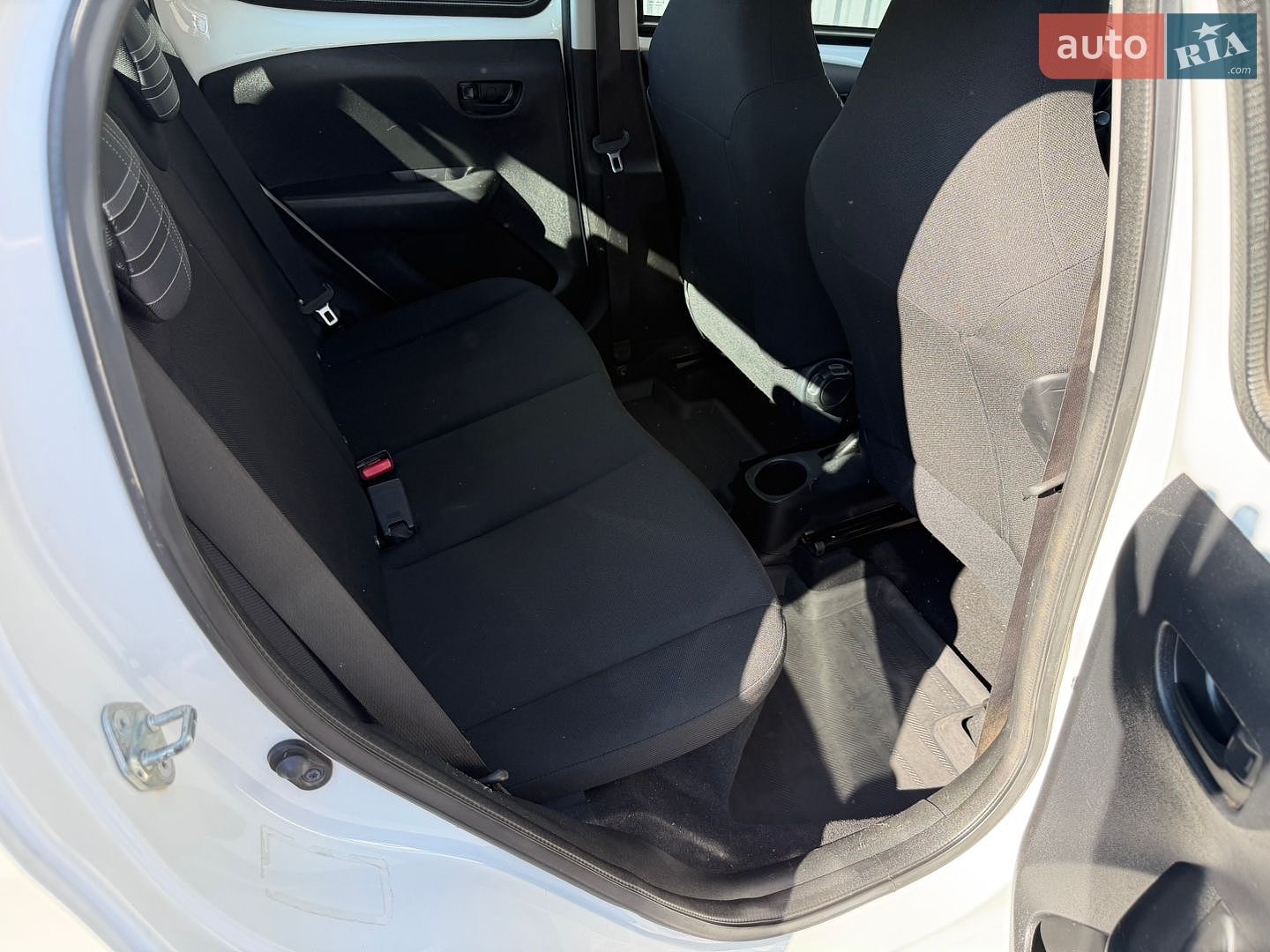 Peugeot 108 2018 VIN VF3PSCFBCHR182880 фото оголошення 19 з 28