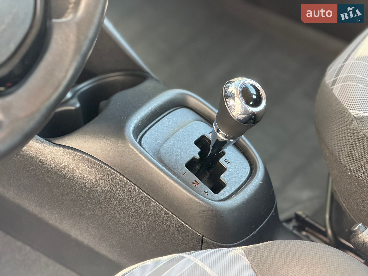 Peugeot 108 2018 VIN VF3PSCFBCHR182880 фото оголошення 15 з 28