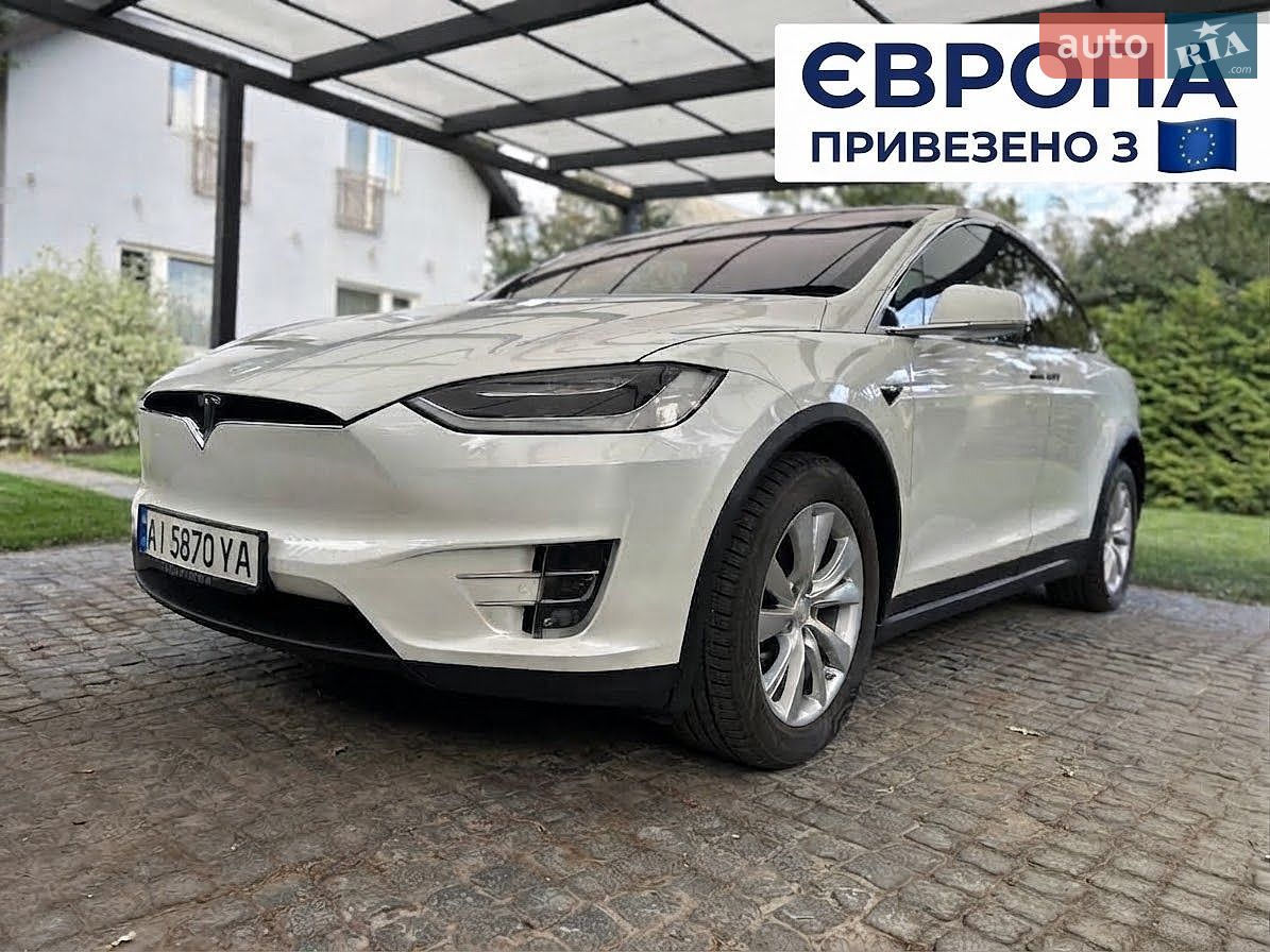 Tesla Model X 2017 VIN 5YJXCCE24HF059048 фото оголошення 2 з 21
