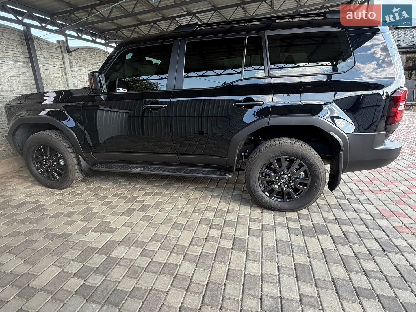 Toyota Land Cruiser Prado 2025 VIN JTEAR3AJ30K036994 фото оголошення 2 з 29