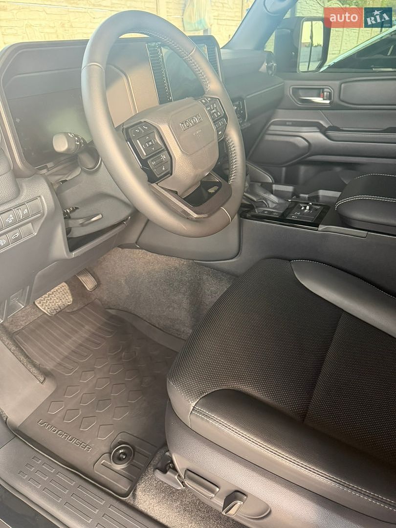 Toyota Land Cruiser Prado 2025 VIN JTEAR3AJ30K036994 фото оголошення 14 з 29
