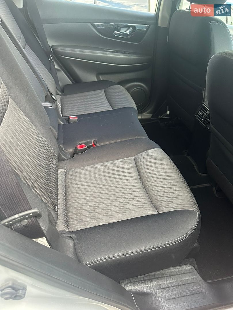 Nissan X-Trail 2019 VIN JN1TAAT32U0101053 фото оголошення 3 з 26