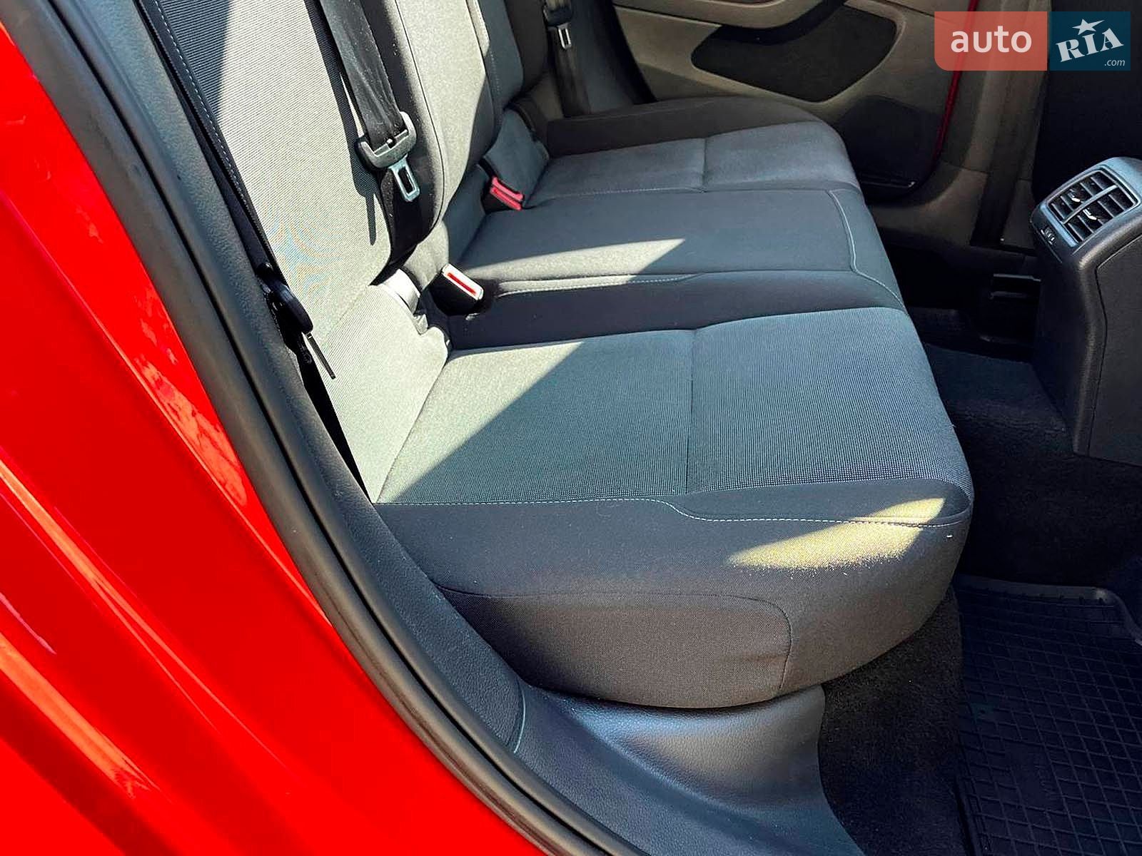 Volkswagen Golf 2013 VIN WVWZZZAUZDW061312 фото оголошення 22 з 25