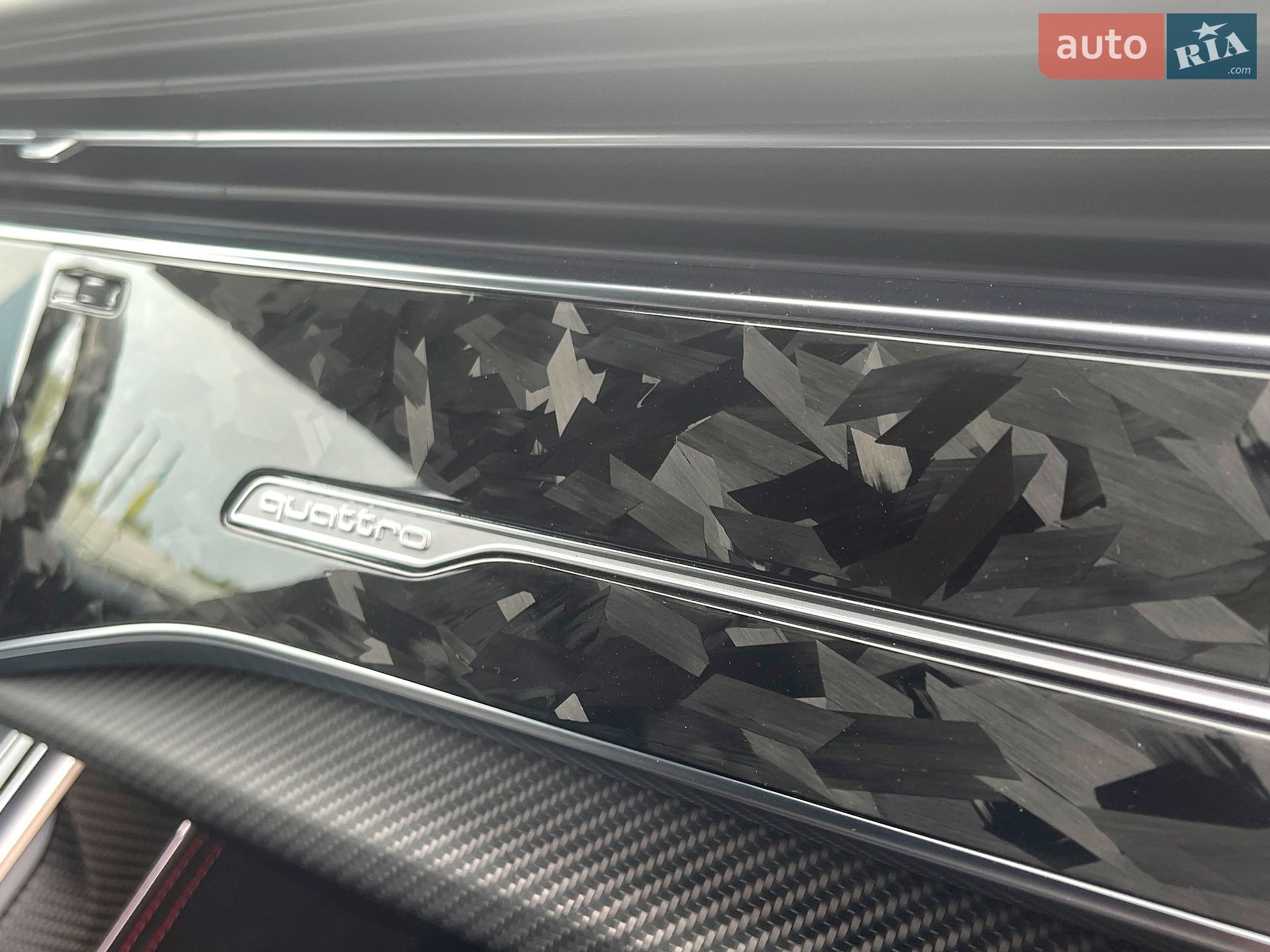Audi RS Q8 2021 VIN WUAZZZF17MD023407 фото оголошення 16 з 50