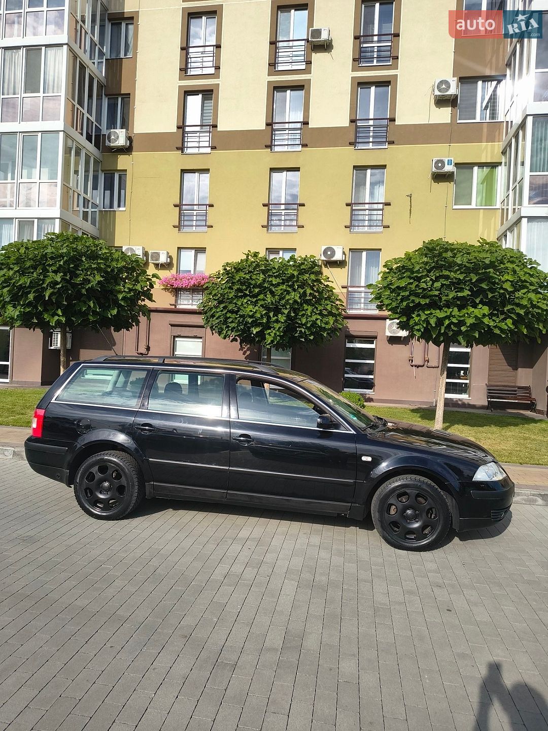 Volkswagen Passat 2002 VIN WVWZZZ3BZ3E076323 фото оголошення 2 з 30