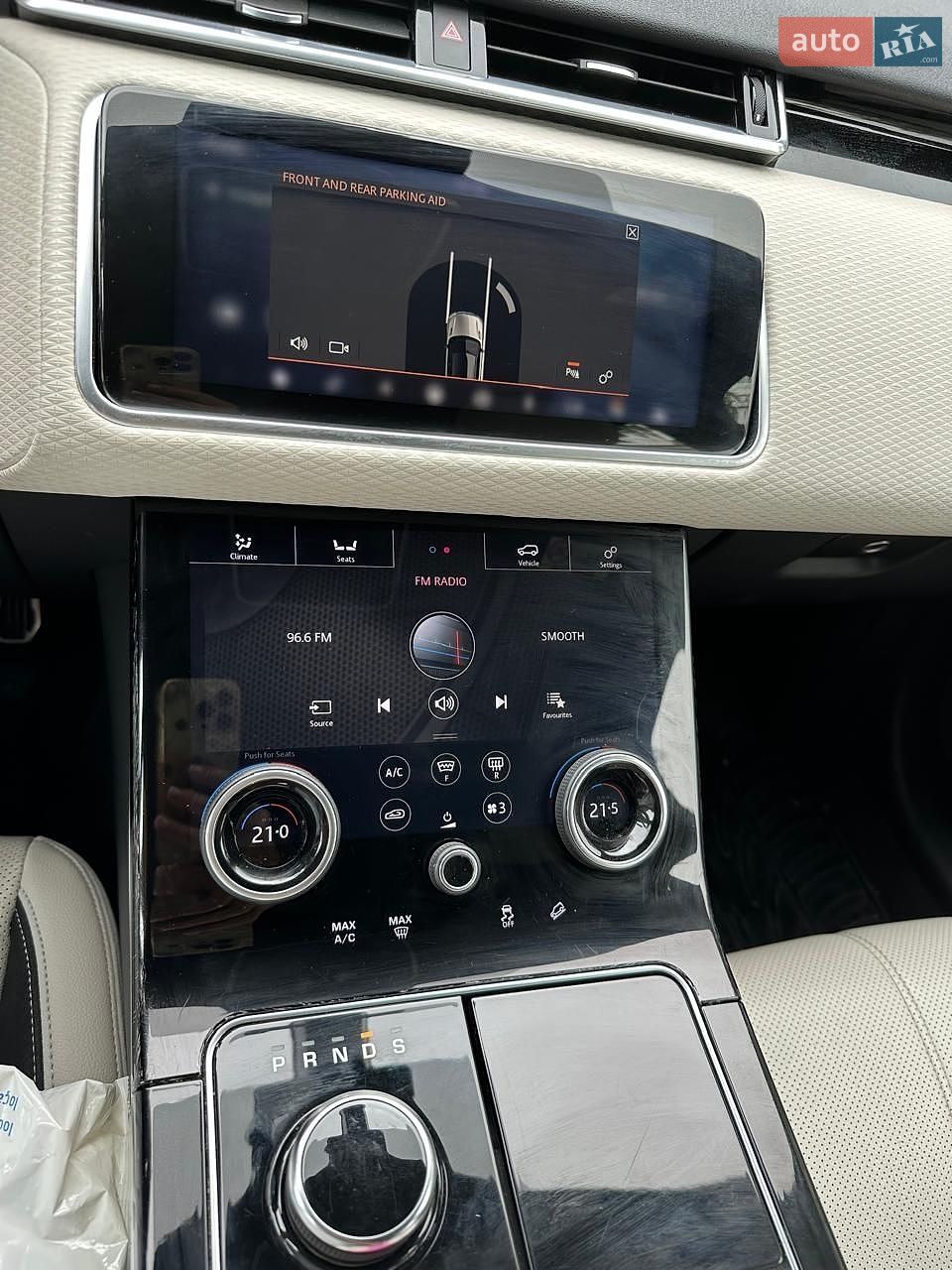LAND ROVER RANGE ROVER VELAR R-DYNAMIC SE 2018 VIN SALYA2BN3JA769133 фото оголошення 2 з 16