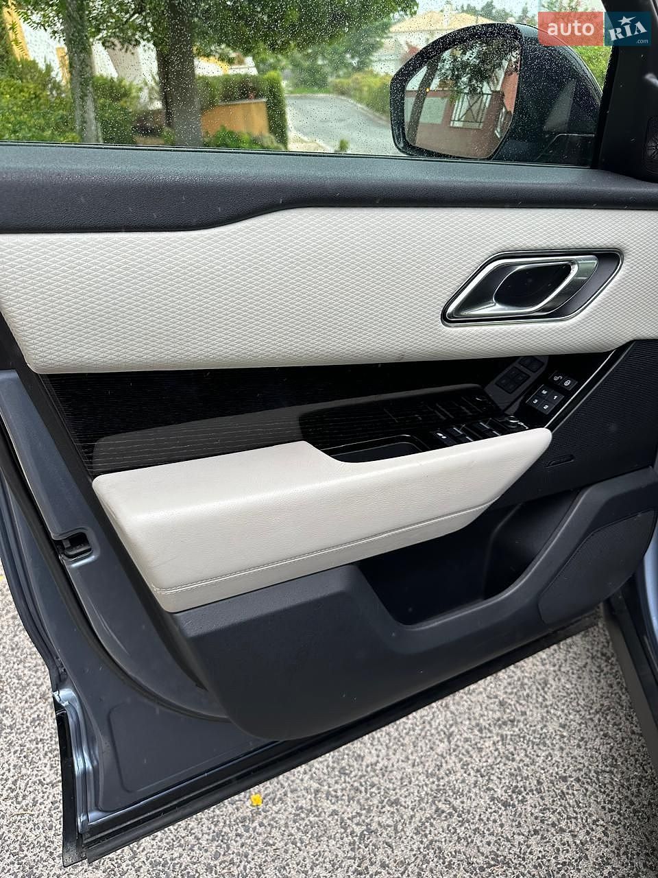 LAND ROVER RANGE ROVER VELAR R-DYNAMIC SE 2018 VIN SALYA2BN3JA769133 фото оголошення 4 з 16