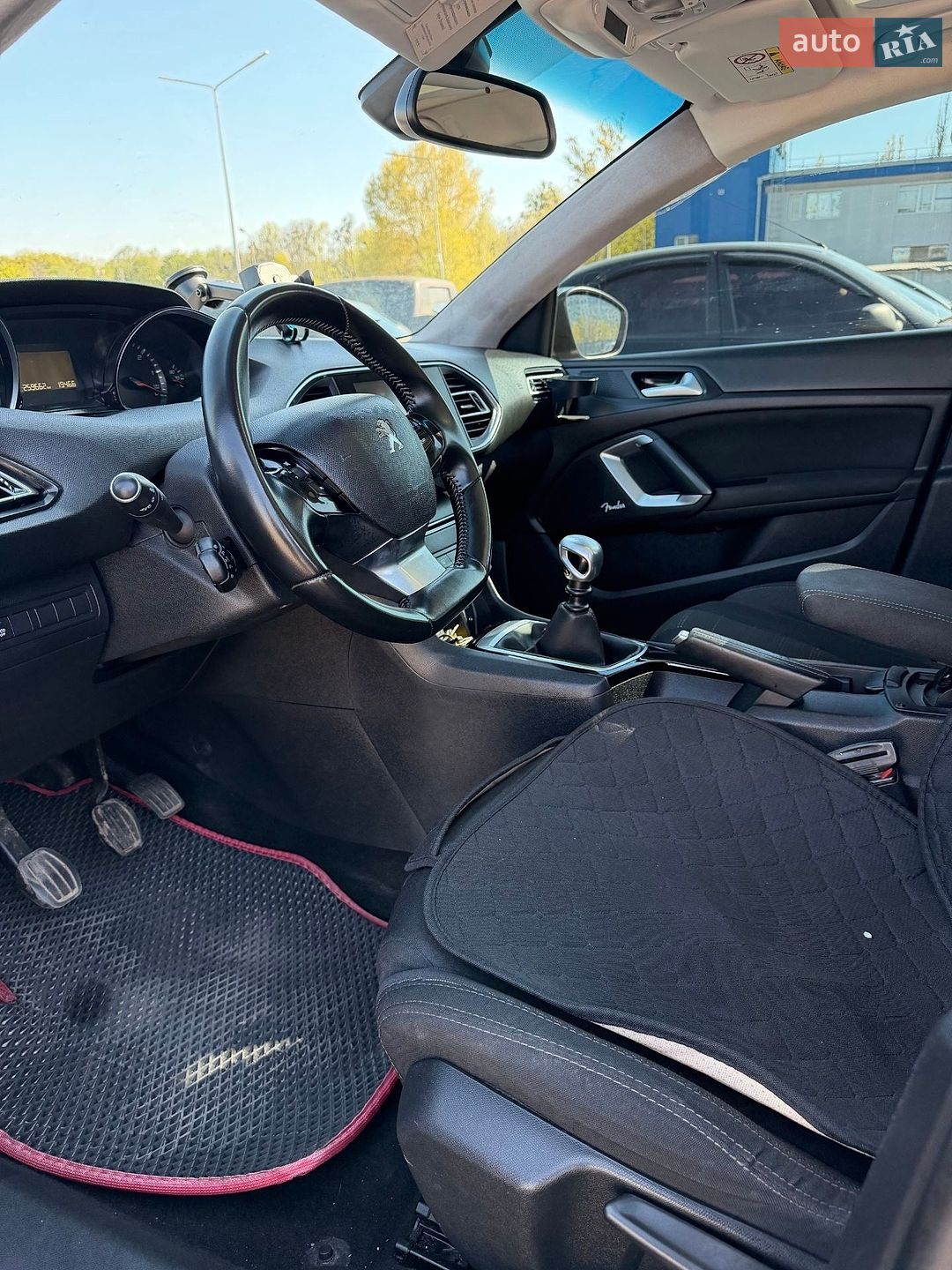 Peugeot 308 2015 VIN VF3LCBHZHFS283379 фото оголошення 8 з 13