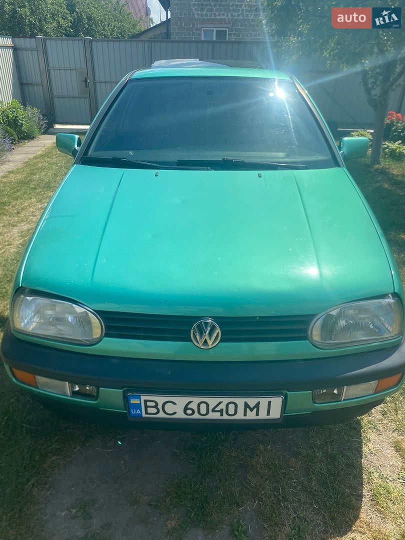 Volkswagen Golf 1995 VIN WVWZZZ1HZTW088706 фото оголошення 2 з 11