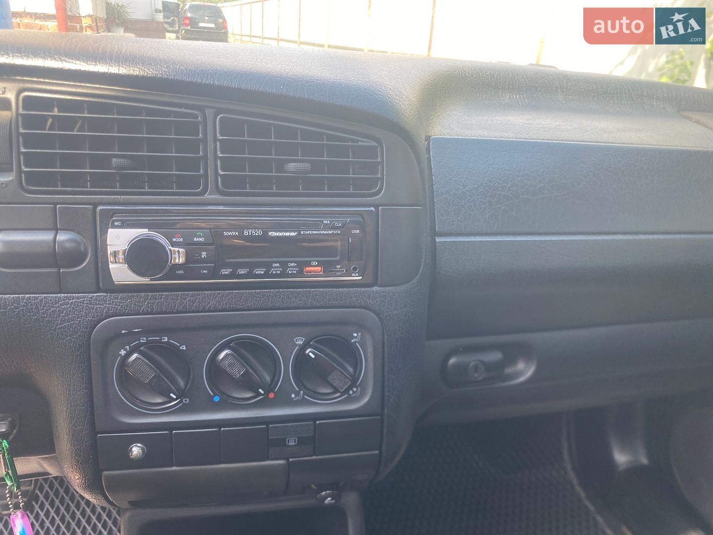Volkswagen Golf 1995 VIN WVWZZZ1HZTW088706 фото оголошення 7 з 11