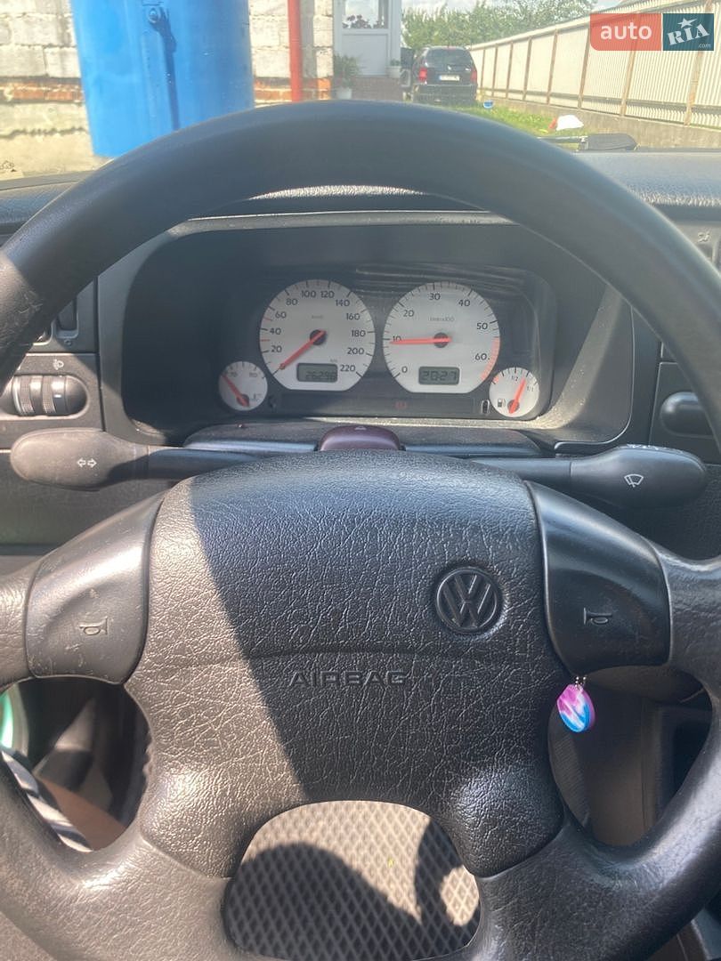 Volkswagen Golf 1995 VIN WVWZZZ1HZTW088706 фото оголошення 8 з 11