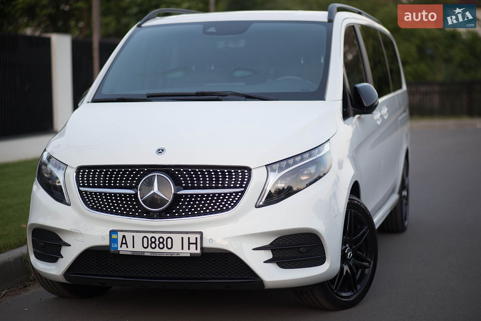 Mercedes-Benz V-Class 2023 VIN W1VVNLTZXP4289399 фото оголошення 7 з 27
