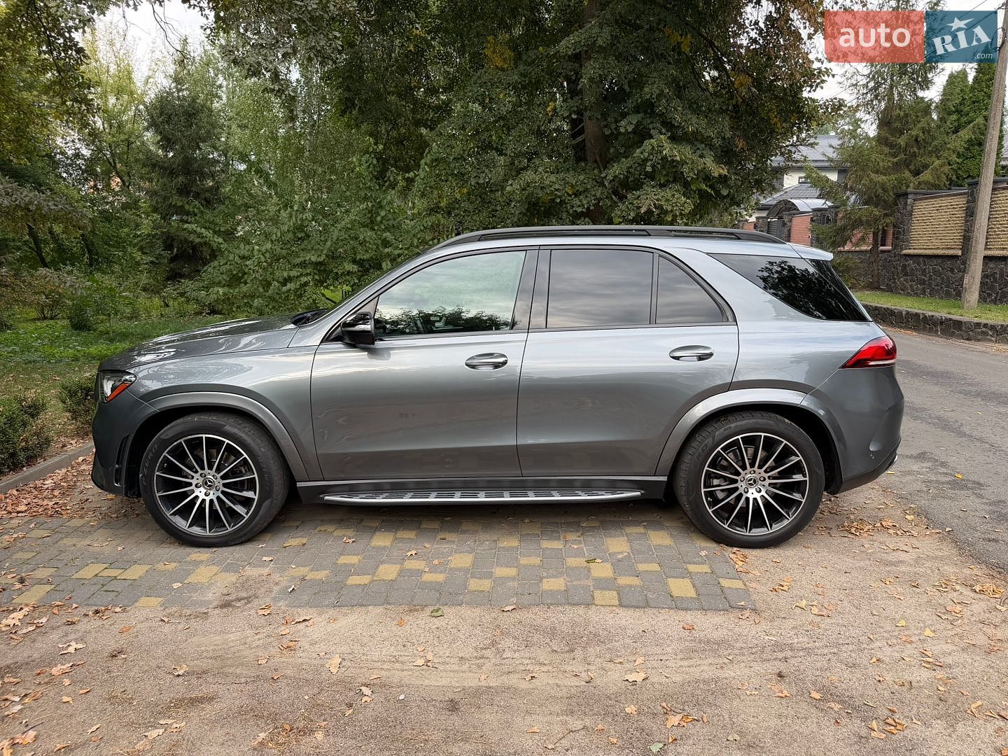 Mercedes-Benz GLE-Class 2019 VIN 4JGFB4JB2LA126348 фото оголошення 4 з 31