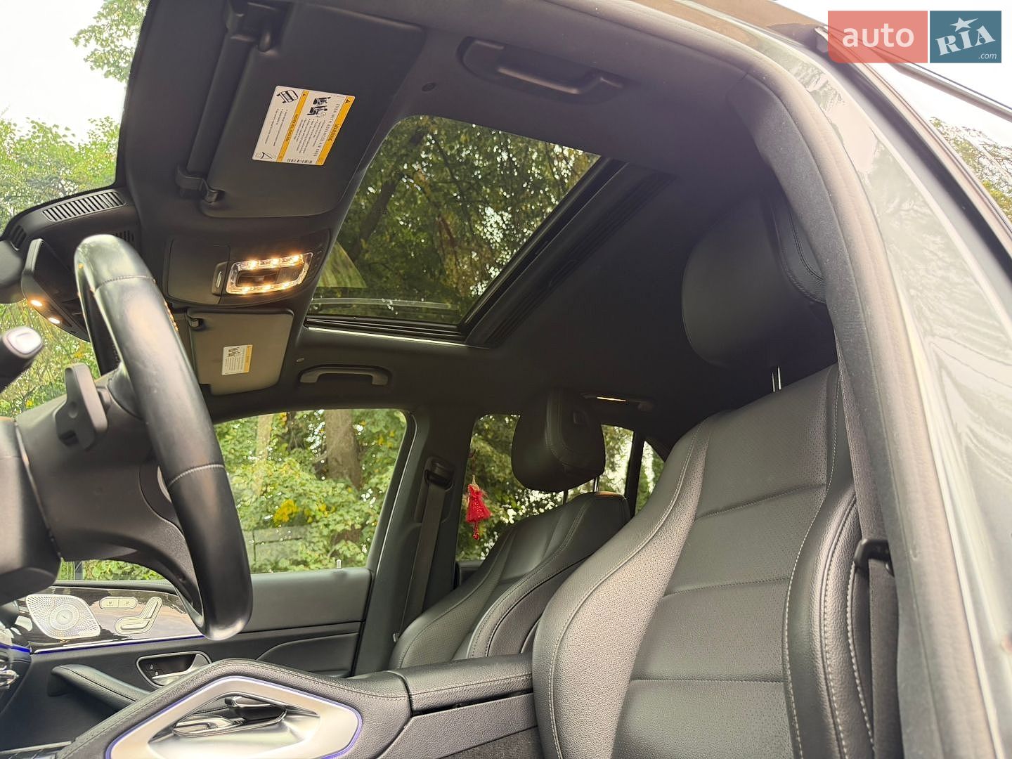 Mercedes-Benz GLE-Class 2019 VIN 4JGFB4JB2LA126348 фото оголошення 14 з 31