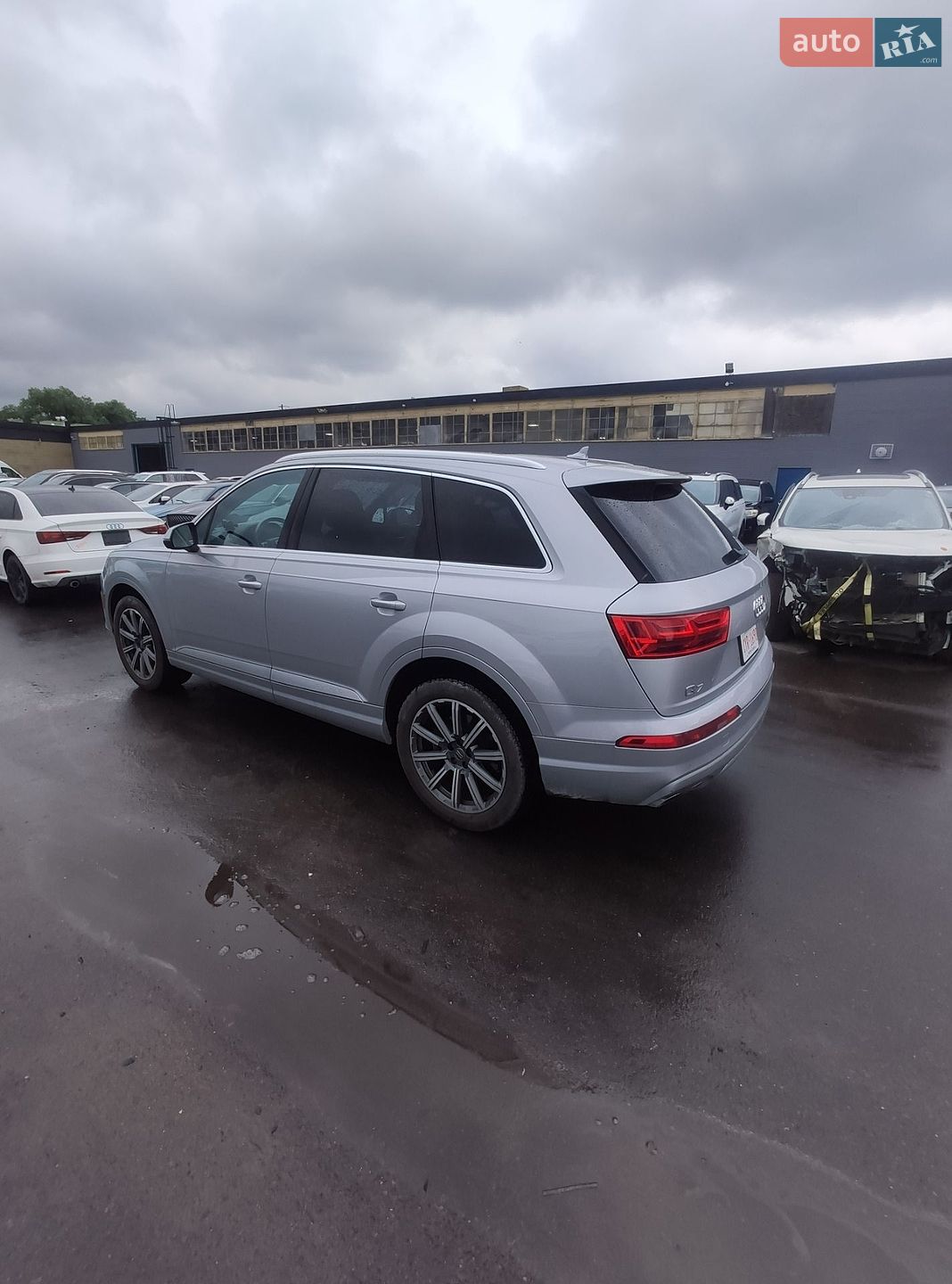 Audi Q7 2017 VIN WA1LHAF72HD054978 фото оголошення 4 з 30