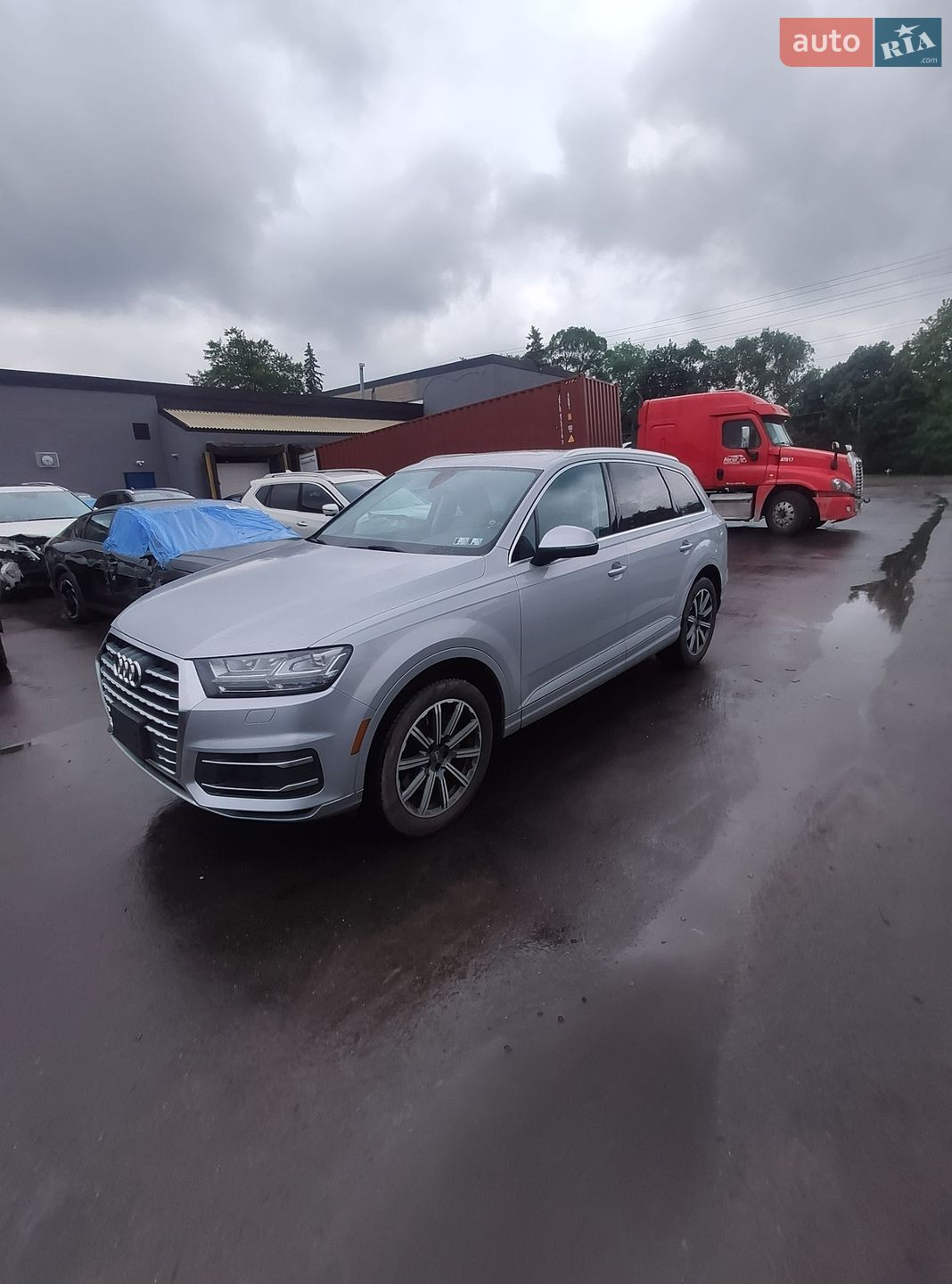 Audi Q7 2017 VIN WA1LHAF72HD054978 фото оголошення 3 з 30