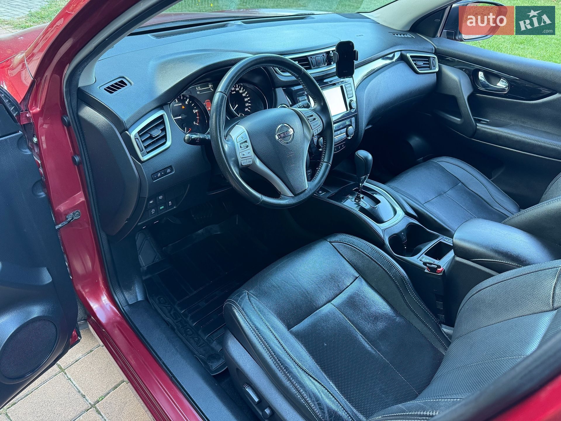 Nissan Qashqai 2017 VIN SJNFDAJ11UZ061811 фото оголошення 21 з 39