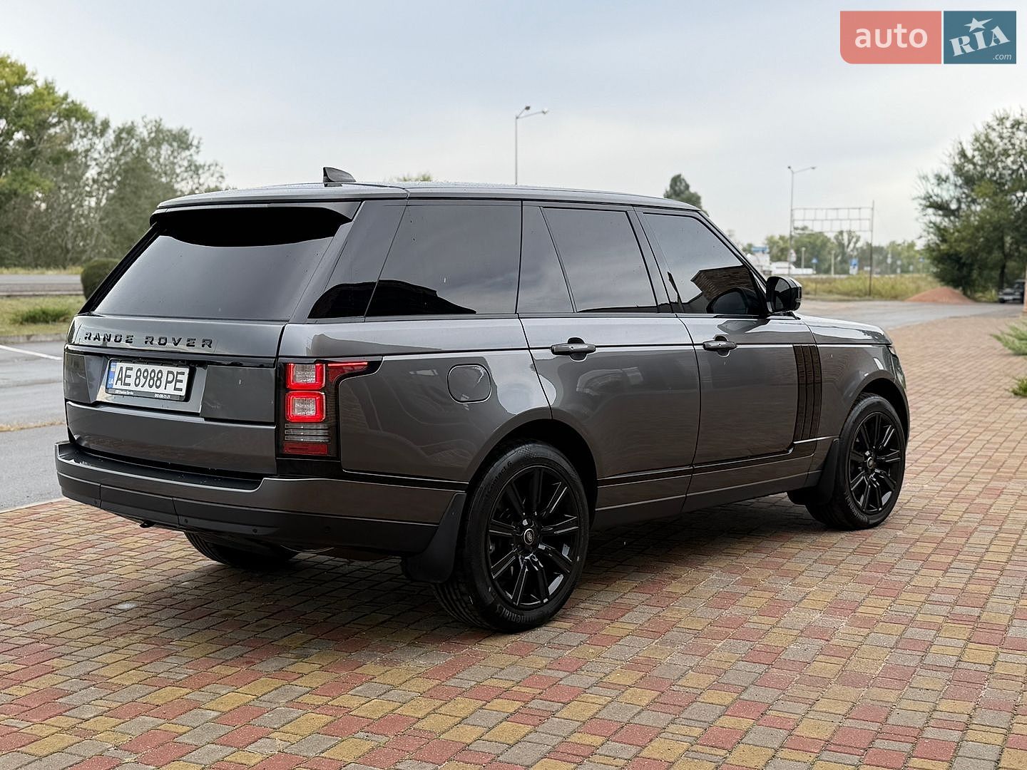 Land-Rover Range Rover 2017 VIN SALGA2FJ4HA340239 фото оголошення 10 з 60