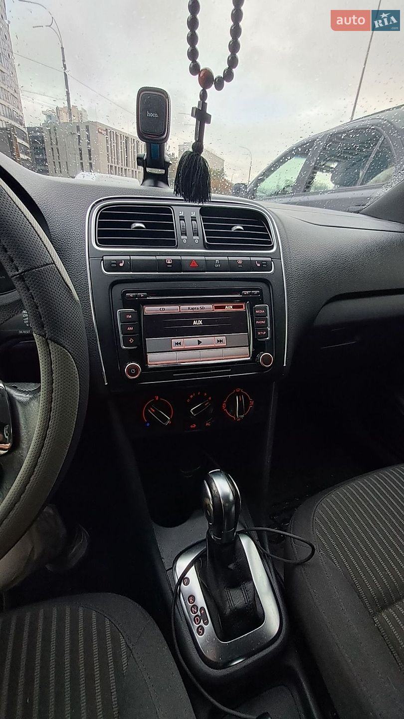 Volkswagen Polo 2017 VIN XW8ZZZ61ZHG051143 фото оголошення 15 з 15