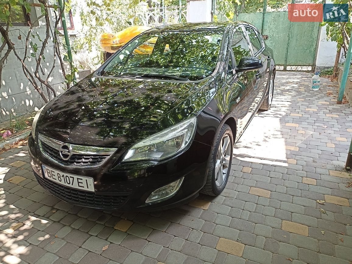 Opel Astra 2010 VIN W0LPD6EGXBG029364 фото оголошення 2 з 25
