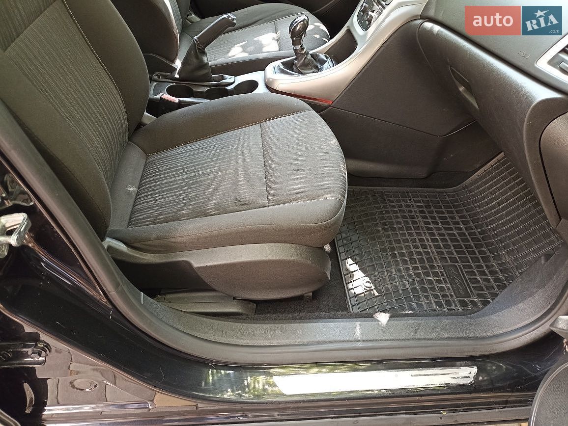 Opel Astra 2010 VIN W0LPD6EGXBG029364 фото оголошення 16 з 25