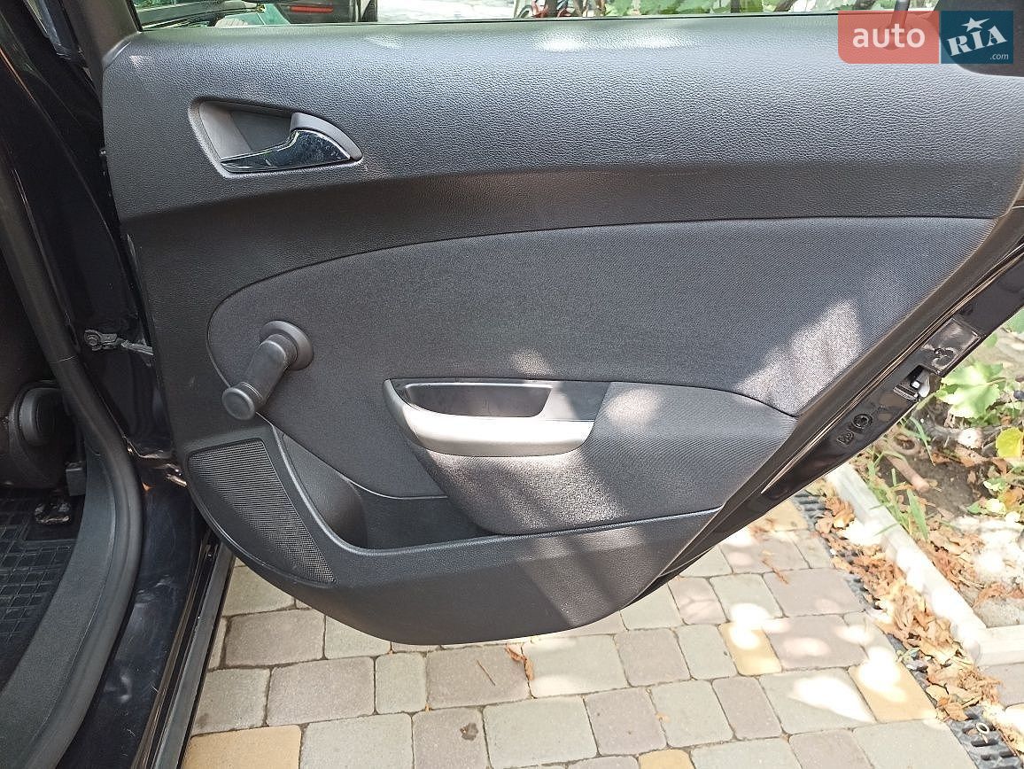 Opel Astra 2010 VIN W0LPD6EGXBG029364 фото оголошення 18 з 25