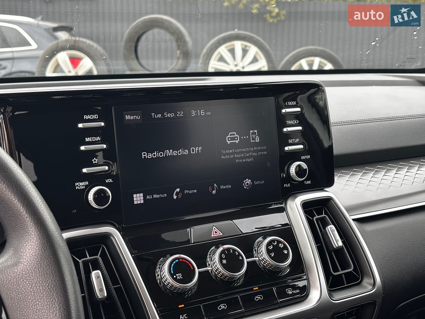 Kia Sorento 2021 VIN 5XYRGDLC8NG084036 фото оголошення 13 з 28