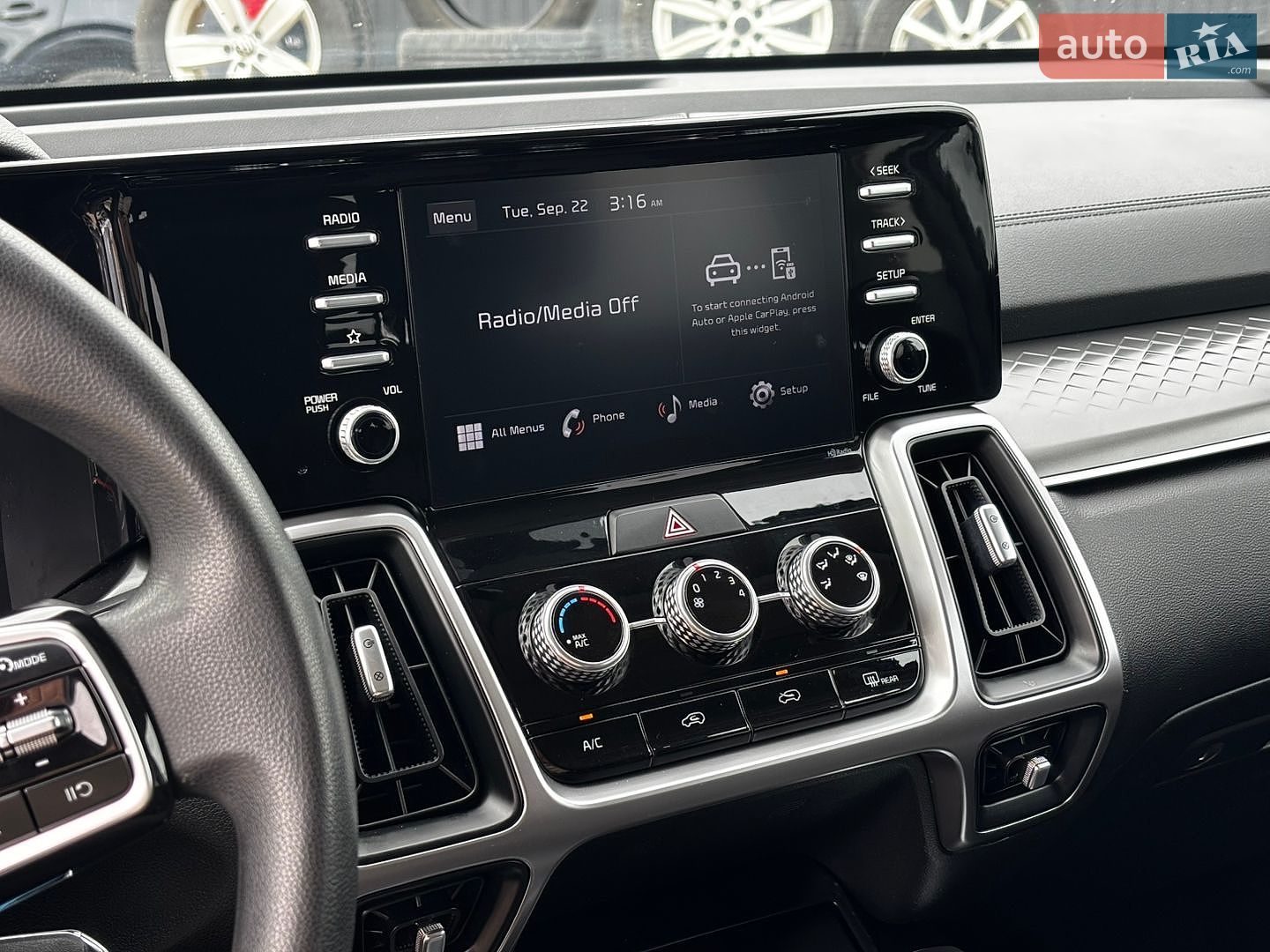 Kia Sorento 2021 VIN 5XYRGDLC8NG084036 фото оголошення 14 з 28
