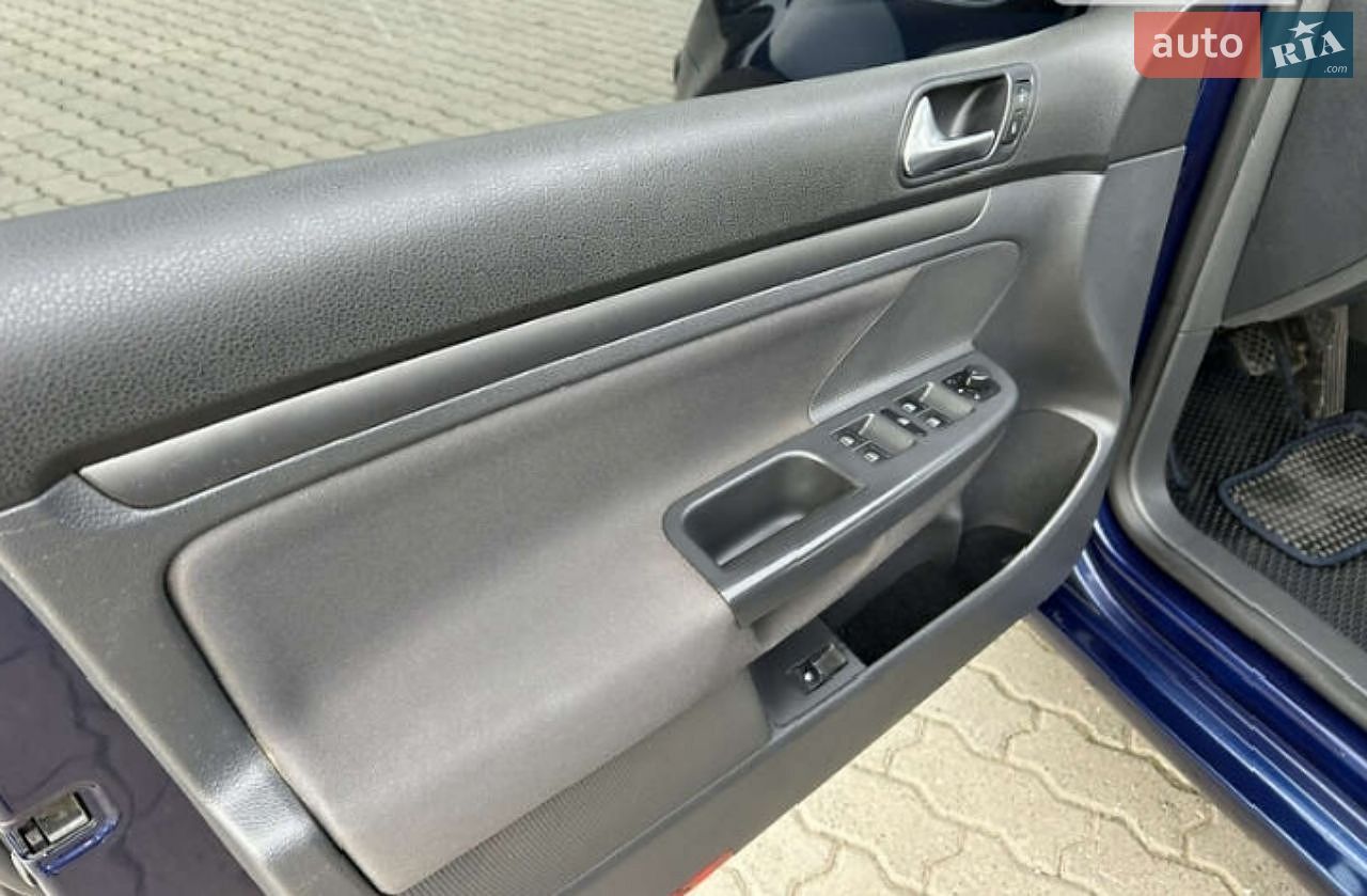 Volkswagen Golf 2006 VIN WVWZZZ1KZ7B056520 фото оголошення 2 з 11