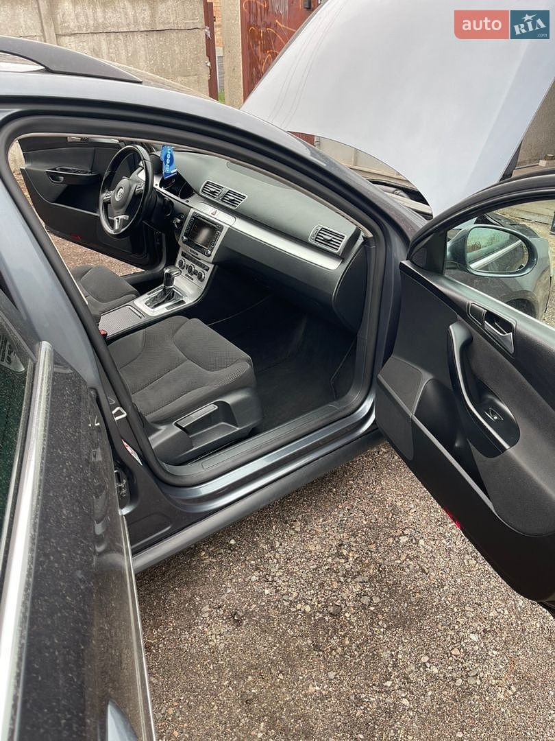 Volkswagen Passat 2009 VIN WVWZZZ3CZ9E103880 фото оголошення 24 з 37